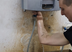 Curenje vode iz bojlera – hitna popravka